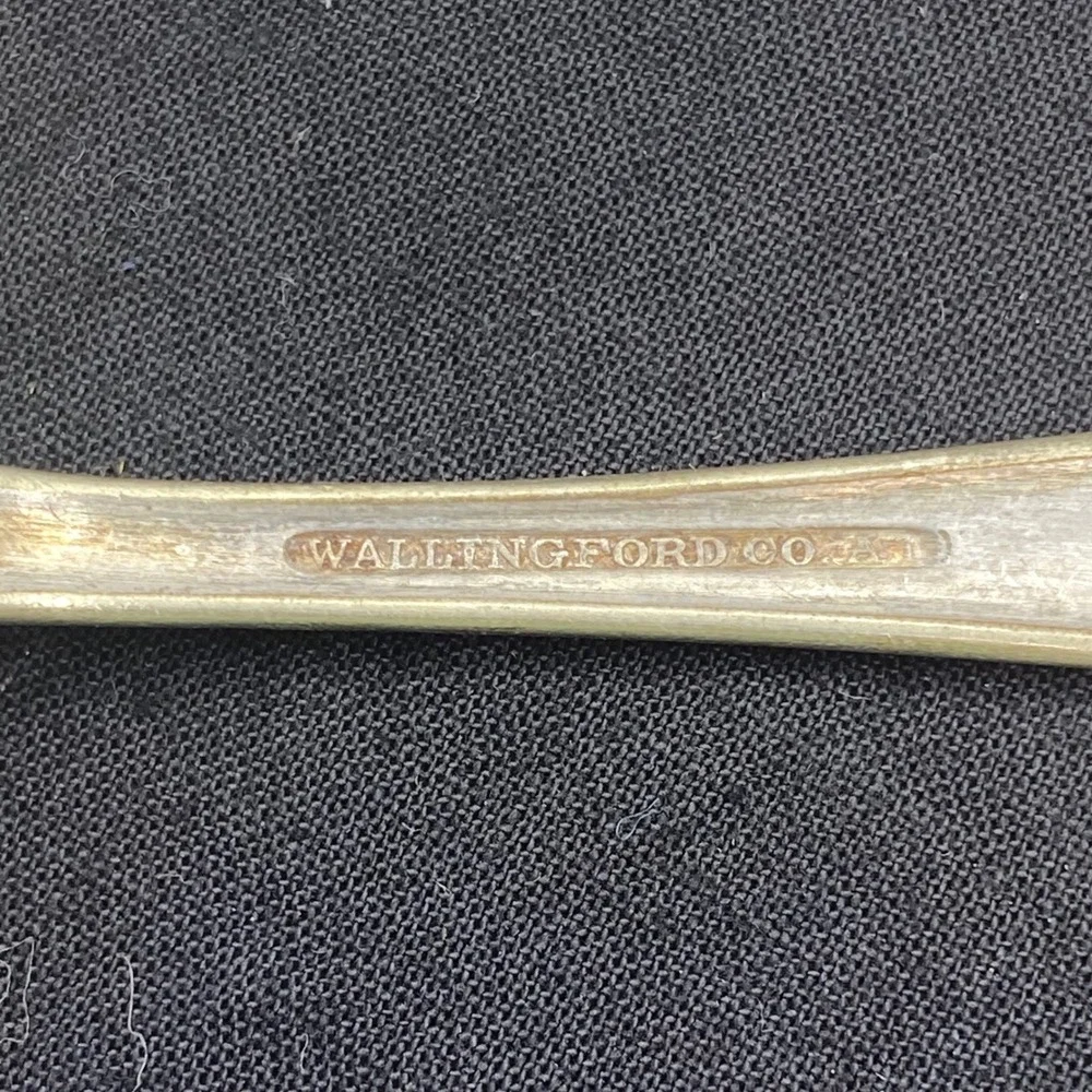 Wallingford Co 6in Teaspoons Silverplate Set of 2 Scroll Art Deco Silver Rustic